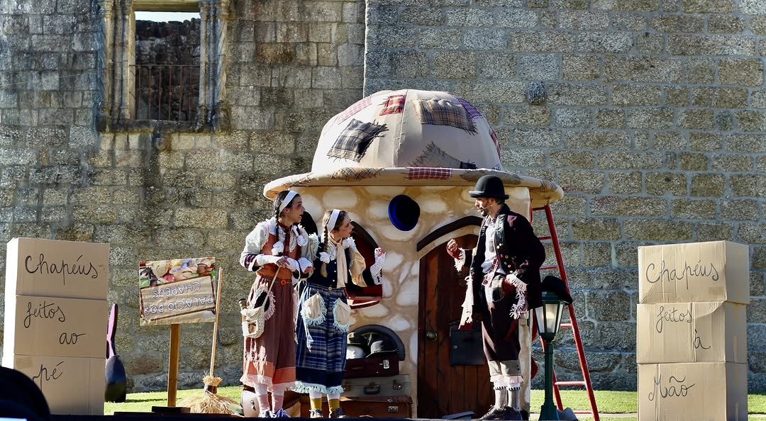 Maladarte apresenta Vendedor de Chapéus